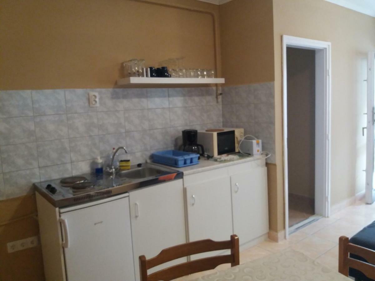 Margareta Apartman - Балатонлелле Екстер'єр фото